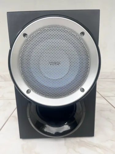 Subwoofer Philips fwm663