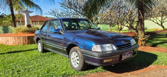 Chevrolet Monza GLS/ Hi-tech 2.0 EFI 2P E 4P 1994