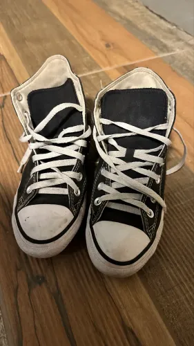 Tênis All Star tamanho 36