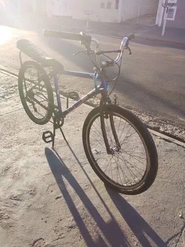 Vendo bicicleta BH aro 26 aceito troca