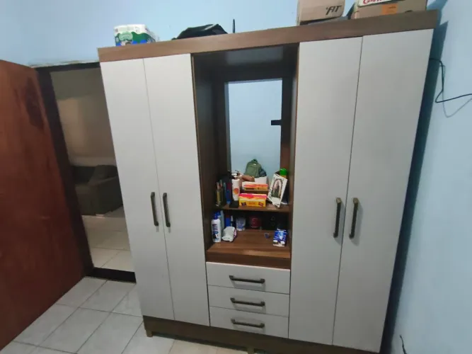 Vendo guarda roupa solteiro