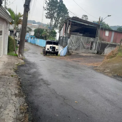 Terreno a venda no Clube de Campo Frente pra Rua!