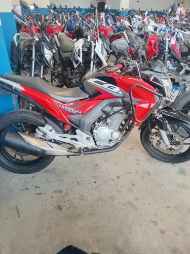 Honda TWISTER 250cc 2019 (shalom veículos)