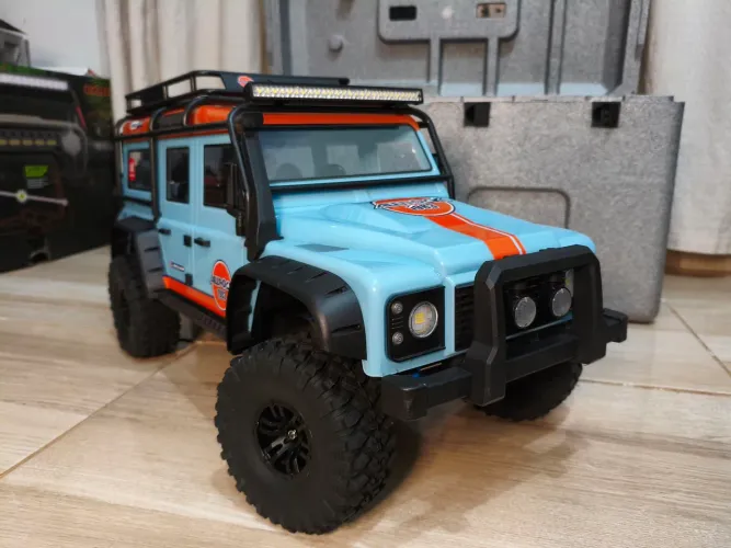 Crawler defender 1/8 h8h