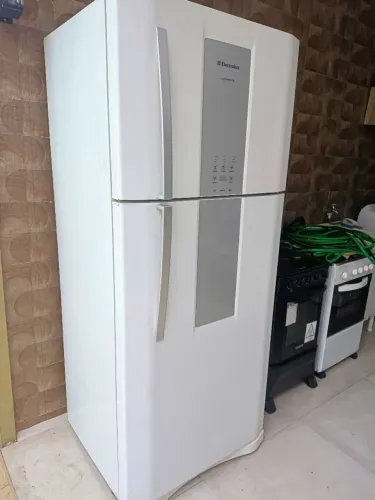 Geladeira Eletrolux Frost Free 553 litros entrego