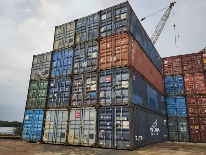 Container para Depósito ou Obra - 20 e 40 Pés