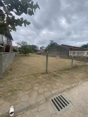 Terreno Bairro Meia Praia