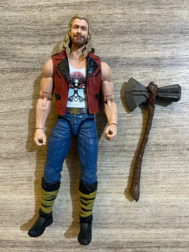 Thor love and Thunder -  marvel legends 