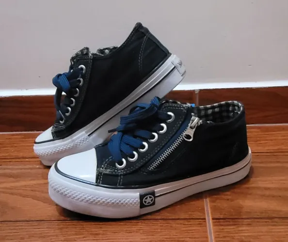 Tênis Lindo de jeans com Zíper. Lindíssimo!