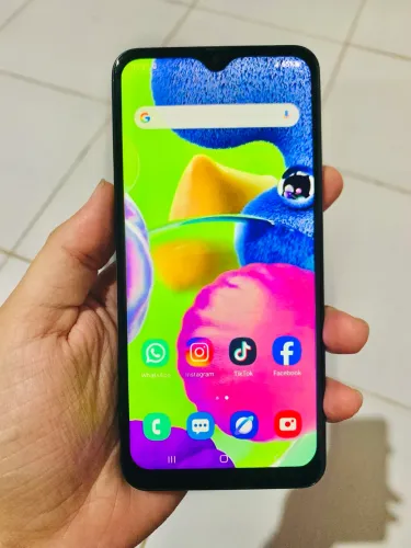 Celular Samsung A50 TOP