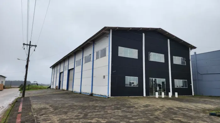 Galpão 750 m² para locação | Frente BR-280 | Porto Grande - Araquari/SC