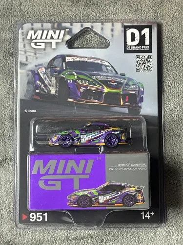 MiniGT Toyota GR Supra KUHL