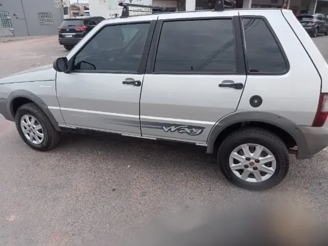 Fiat Uno Mille Celeb. WAY Econ. 1.0 F.flex 4P 2012