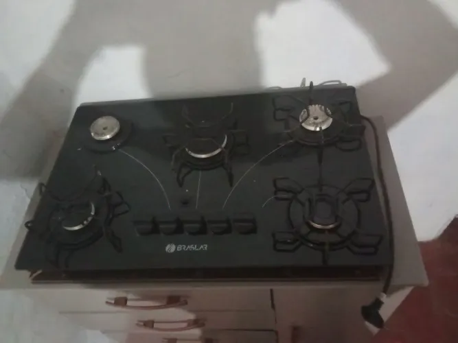 Fogão koctop + armário adaptado