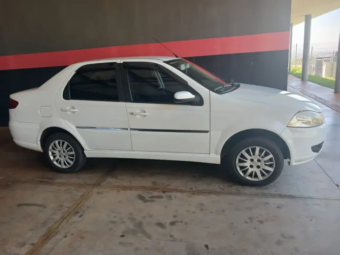 Fiat Siena EL 1.0 MPI Fire Flex 8V 4P 2010