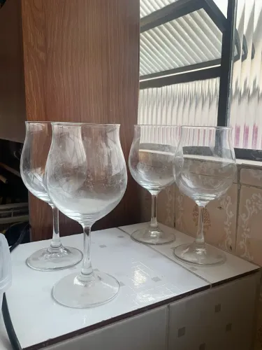 Taças de vinho de vidro