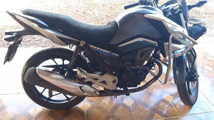 Honda Titan 160cc ano 22/23