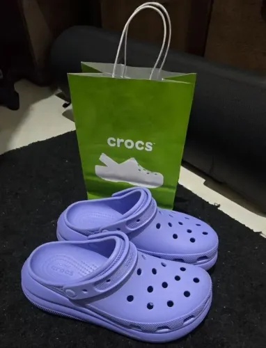 Crocs 38