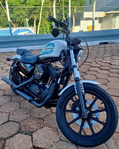 Harley-Davidson Iron 1200