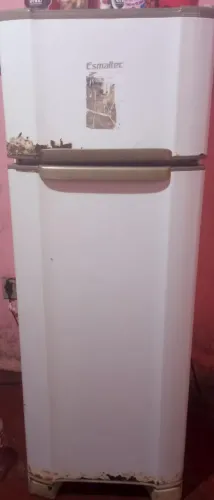 Vende-se geladeira 