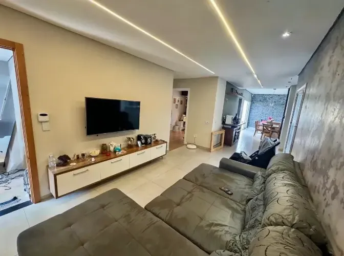 Casa totalmente automatizada, moderna, 1 suite, 2 quartos completa no Agua Limpa Park.