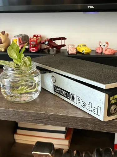 Pedal de Volume Ernie Ball 6166 - Excelente Estado
