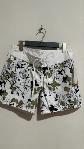 Shorts Oakley novo na tag