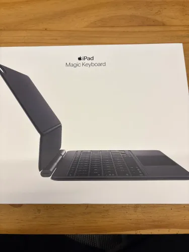 Apple Magic Keyboard para iPad Air 11 polegadas