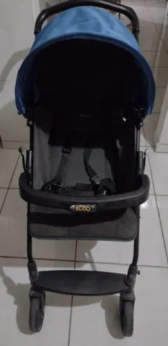 Carrinho e Bebê conforto