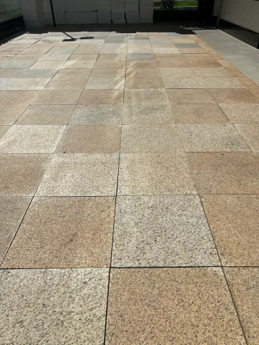 Pedras granito branco escovado 0,60 X 0,60