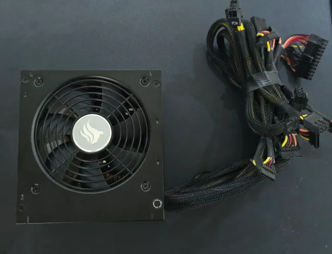 Fonte Pichau Gaming Nidus 500W 80 Plus Bronze