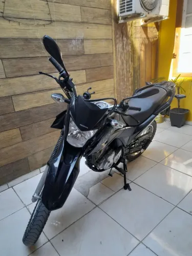 Vendo moto bross ano modelo 2022