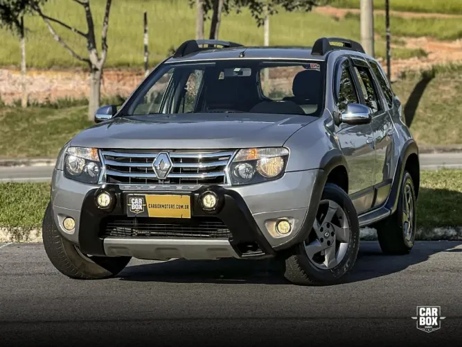 Renault Duster Dynamique 2.0 Hi-flex 16V Aut. 2014