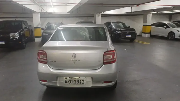 Renault Logan Expression Hi-flex 1.6 8V 4P 2015