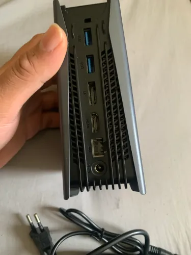 Mini pc AMr5 Acer Magician 16GB com Placa de vídeo