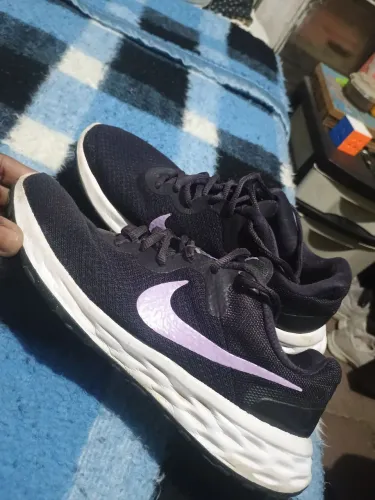 Tênis Nike unissex tamanho 38 pequeno