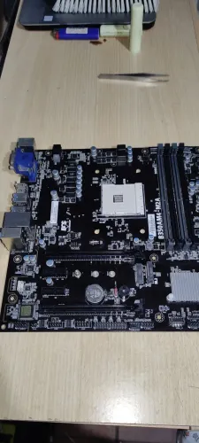 Placa mãe ECS B350AM4-M2A, suporta Ryzen de 1ª geração