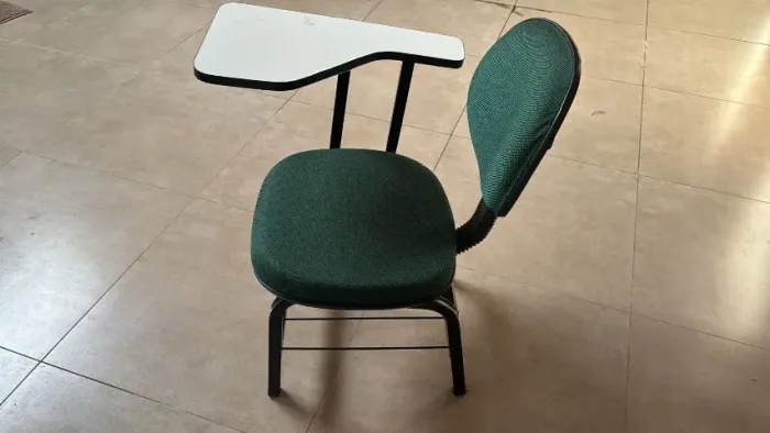 Cadeira Escolar Infantil