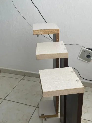 Vendo prateleira de madeira