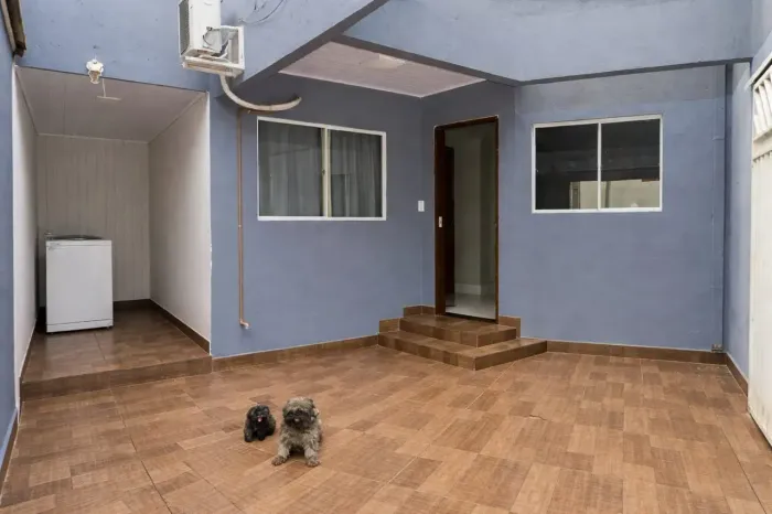 Imóvel para aluguel tem 70 metros quadrados com 2 quartos em Glória - Várzea Grande - MT