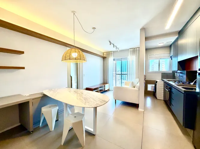 Apartamento à venda e para locação com 2 quartos, 57 m² - Centro