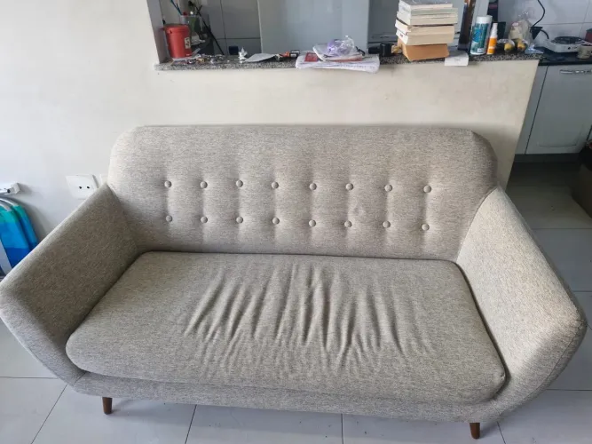 Sofá moderno