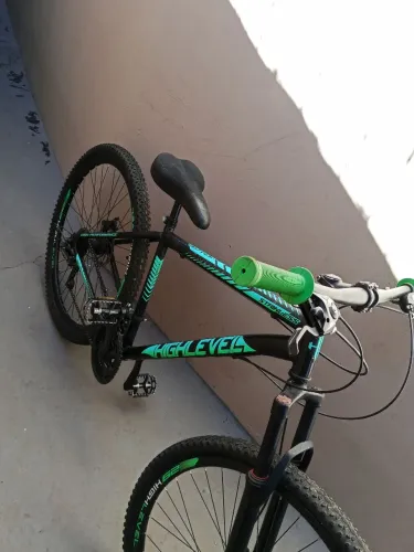 Bicicleta High Level Aro 29