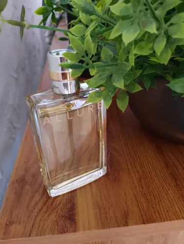 PERFUME ALLURE