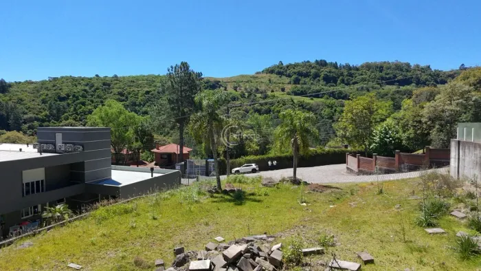 Venda - Terrenos em Condomínio - Vinhedos - Caxias do Sul - RS