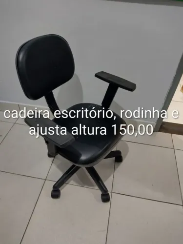 Cadeira de Escritório Rodinhas 