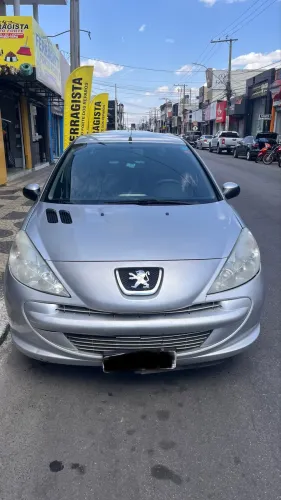 Peugeot 207 XR 1.4 Flex 8V 5P 2012