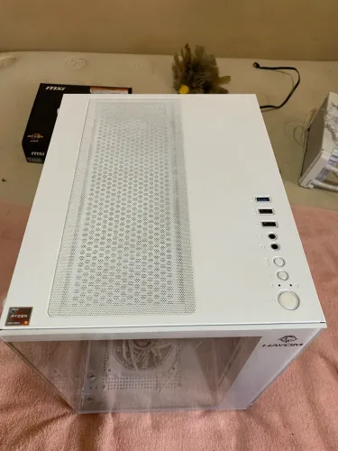 Gabinete gamer com 5 fans