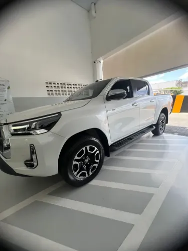 Toyota Hilux CD SRX 4X4 2.8 TDI 16V Diesel Aut. 2021
