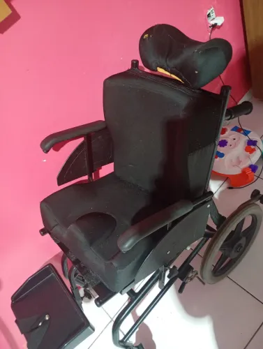 Cadeira de rodas postural